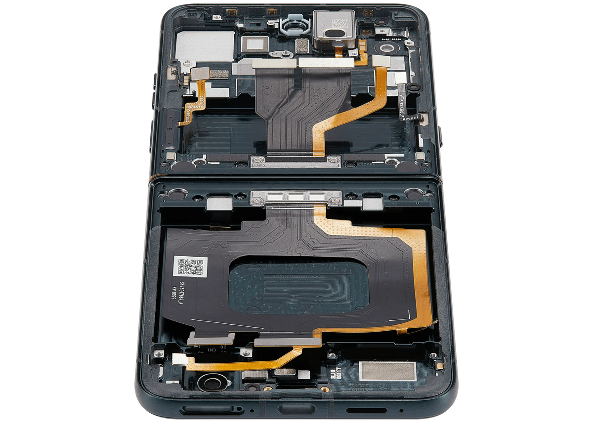 OLED Assembly With Frame For Motorola Razr Ultra 2025 (XT2551 / 2025) / Razr 60 Ultra - Motorola replacement part image 3