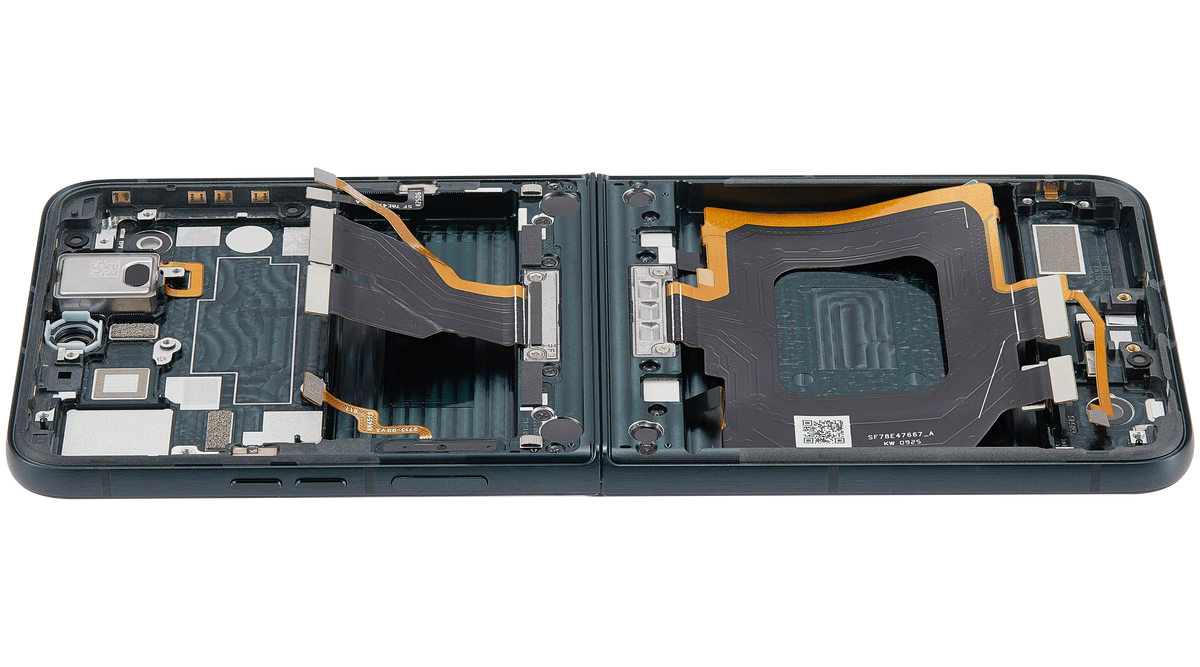 OLED Assembly With Frame For Motorola Razr Ultra 2025 (XT2551 / 2025) / Razr 60 Ultra - Motorola replacement part image 5