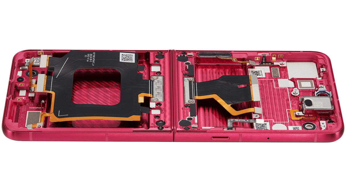 OLED Assembly With Frame For Motorola Razr Ultra 2025 (XT2551 / 2025) / Razr 60 Ultra - Motorola replacement part image 6